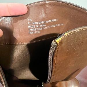 Worn once to a wedding. Euc.